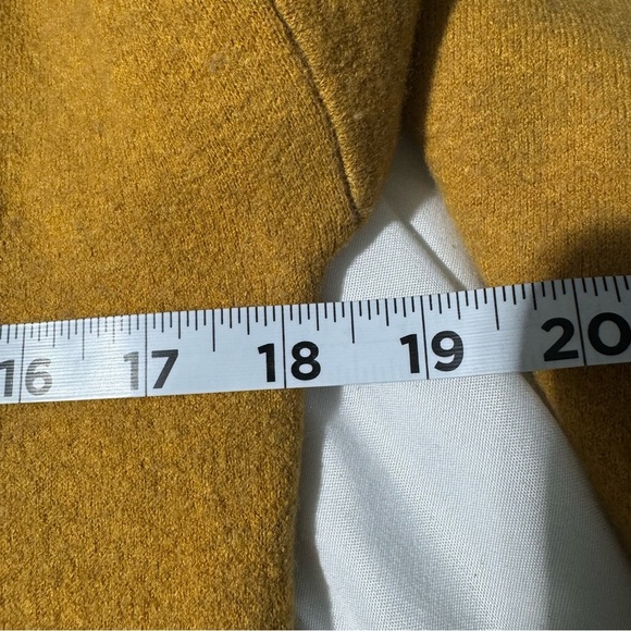 Aritzia Babaton LANCE Cardigan Wool Linen Blend Mustard Yellow Size Small - Picture 11 of 13